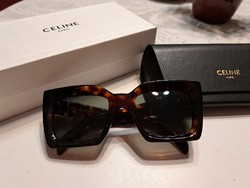 CELINE (CL 401301) teknőspáncél tavalyi modell napszemüveg.