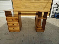 For sale is a 3-drawer pine desk with pull-out shelf. Furniture is beautiful, in good condition, without scratches. Size