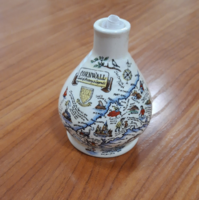 Cornwall legendáival; Japán Edo dinasztiából porcelán váza