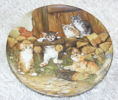 Cat porcelain wall plate