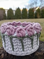 Tulip basket crocheted on a wooden base