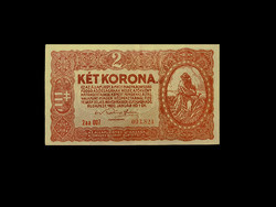 Here is a nice 2 kroner - from 1920 (red numbers...Middle point!)