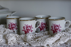 4 Rose-patterned, ribbed, bohemian mugs. Price/piece - cheaper at the same time