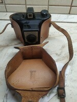 Retro barn camera in leather case for sale!