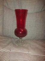 Twenty-centimeter red glass cup or vase