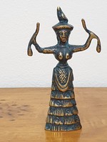 Minoszi kígyóistennő bronz