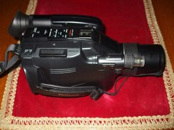 Panasonic video camera, barely used, vhs-c, with all accessories, cassette