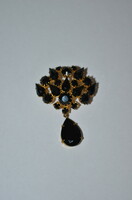 Black Stone Dangle Brooch