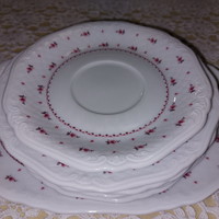 Bavaria kisvirágos porcelán süteményes kínáló tál és tányérok, kiegészítésre