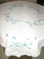 Beautiful green embroidered cross-stitch floral lacy edged tablecloth