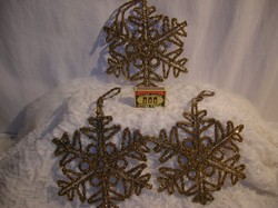 Karácsonyfadísz -3 db - NAGY 18 x 18 cm - óarany - acélhuzalból - gyönggyel borított hópihe