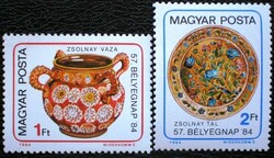 S3649-50 / 1984 Bélyegnap - Zsolnay bélyegsor postatiszta