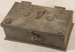 Antik vas rekeszes doboz - antik vasdoboz
