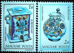 S3738-9 / 1985 Bélyegnap - Kerámiák bélyegsor postatiszta