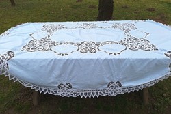 Vert lace inlay dining table cloth