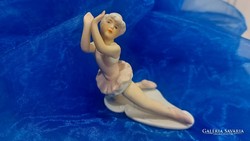 Ceramic figurine, gymnastic ballerina.