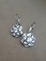 Margaret earrings set with zircons