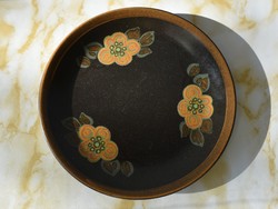 Retro ceramic flower pattern decorative plate, plate