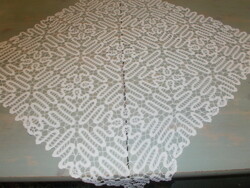 Sazlag crocheted beautiful tablecloth