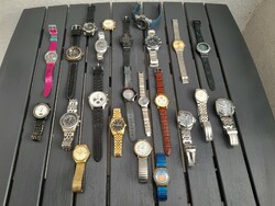 HUF 1. A collection of 23 working watches in one