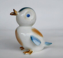 Retro porcelain bird.
