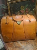 Bruno conti genuine leather bag