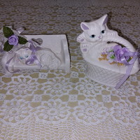 Porcelain kittens, in a basket and on a bench, nipp