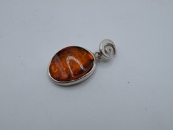 Uk00232 silver pendant with amber stone 925