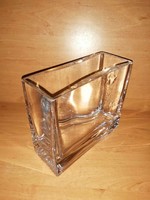 Design thick, heavy glass vase