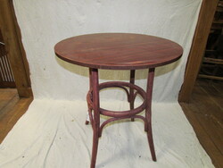 Antique thonet round table (polished, refurbished)