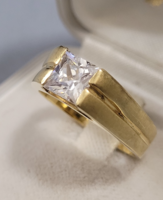 14 K arany női gyűrű 7,09 g
