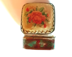 Vintage micro tapestry engagement ring box 650.