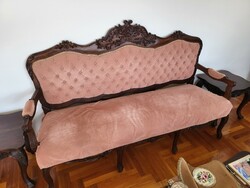 Bolíviai faragott fa nappali garnitúra kanapéval, 3 db fotellel, dohányzóasztallal, 2 db asztalka