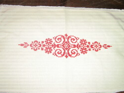 Charming hand-embroidered cross-stitch woven tablecloth