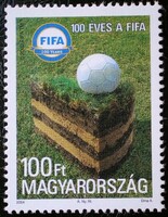 S4751  /  2004 100 éves a FIFA bélyeg postatiszta