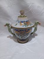 Italian majolica offering, grazia deruta