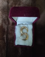 Price reduction! A pair of gold earrings for sale!