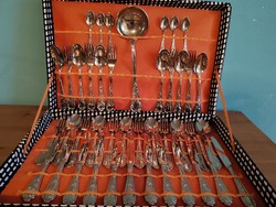 Silver-plated 12-piece cutlery set arg 800 italy.