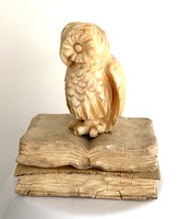 From the owl collection, an old owl figure leaf weight ornament is 7 cm high