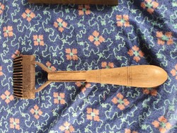 Antique Hemp Comb