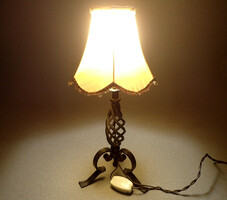 Régi retró vintage antik működő kovácsoltvas asztali lámpa lámpaernyő lámpabúra lámpa ernyő búra