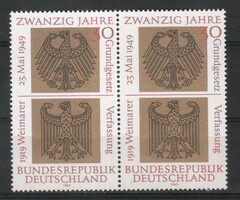 Összefüggések 0243  (Bundes) Mi 585      3,00 Euró postatiszta