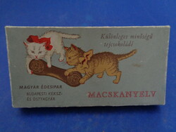 1952 MACSKANYELV CSOKOLÁDÉS DOBOZ