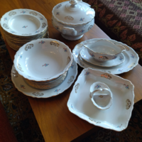 Hand-painted porcelain tableware