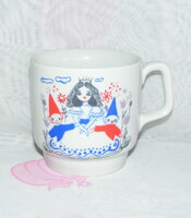 Snow white porcelain mug