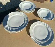 Alföldi fehér porcelán tányérok 12 db