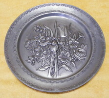 Tin floral wall plate