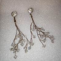 Cultured pearl wire earrings can be shaped