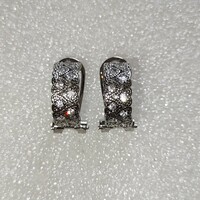 Beautiful new medical steel earrings 6mm wide