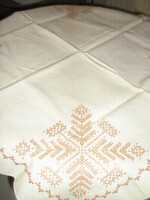 Wonderful hand embroidered cross stitch elegant woven needlework tablecloth new